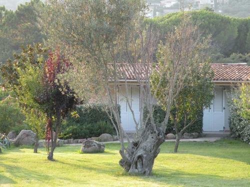 Hostal Les Jardins De Santa Giulia