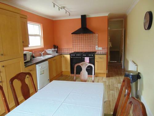 Flat 5 Apartments