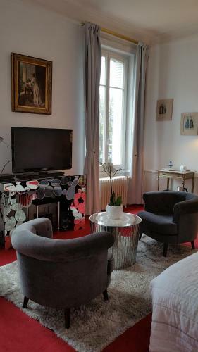 Bed & Breakfast Chambres D'h�tes - La Villa De La Paix