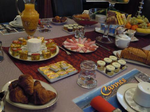 Bed & Breakfast Chambres D'h�tes - La Villa De La Paix