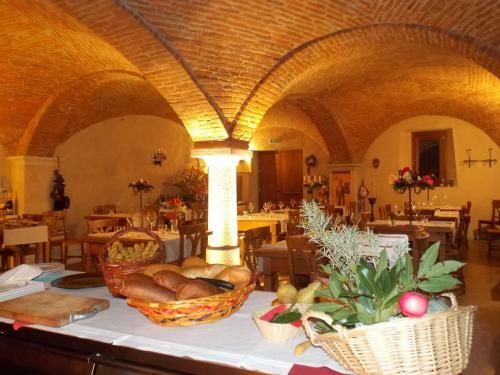 Hostal A' La Table Du Sommelier