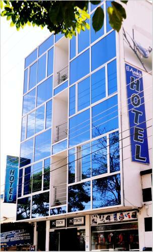 Hotel Azulejo Del Llano