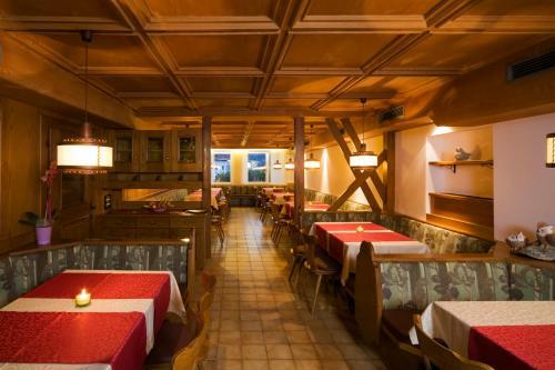 Aparthotel Residence Bar Pizzeria Sylvanerhof