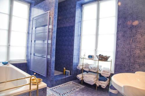 Bed & Breakfast Maison Du Th��tre Saint Bonnet