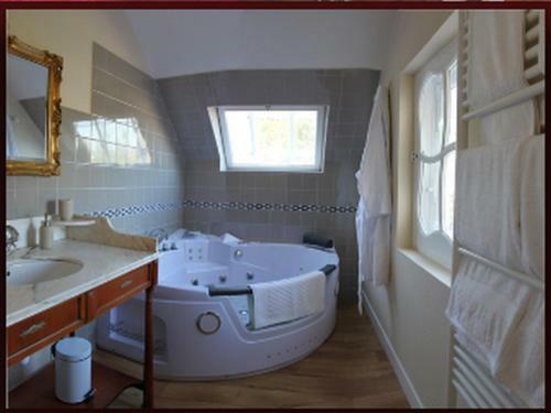 Bed & Breakfast Chambres D'h�tes Ch�teau De Damigny
