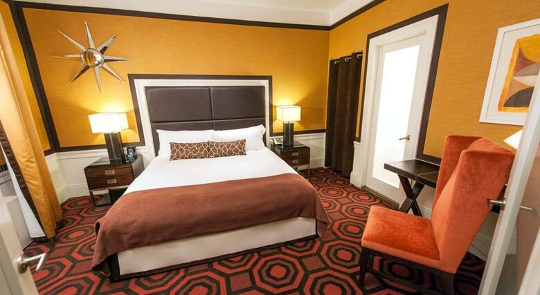 Empire Hotel