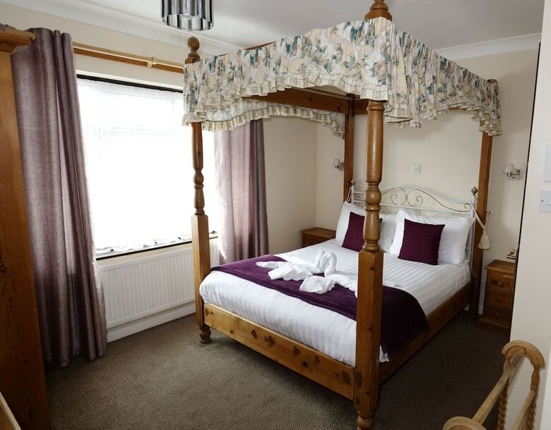 Hostal Aylesbray Lodge