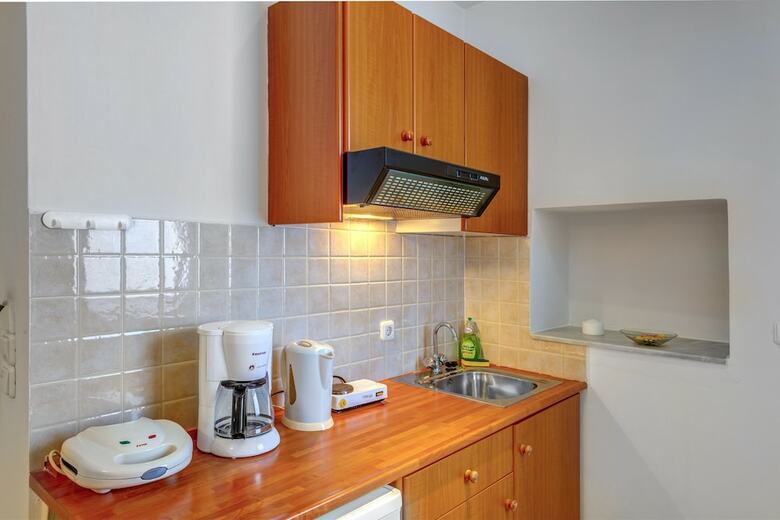 Hostal Ethrion