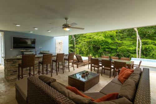 Hostal Residencial Casa Linda