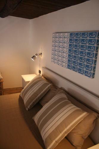 Apartment 25