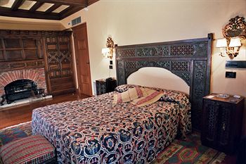 Hotel Castillo El Collado