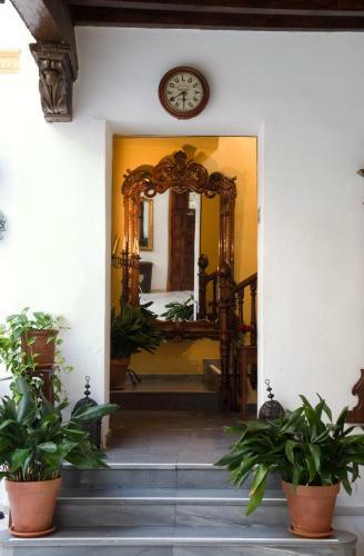 Hotel Carmen De Los Chapiteles