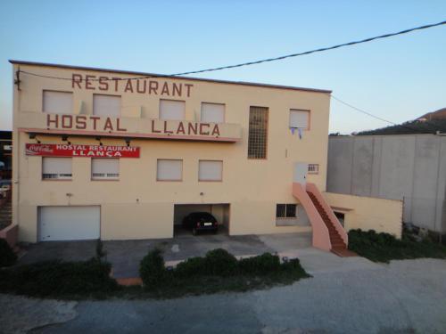 Hostal Pensi� Restaurant Llan�a