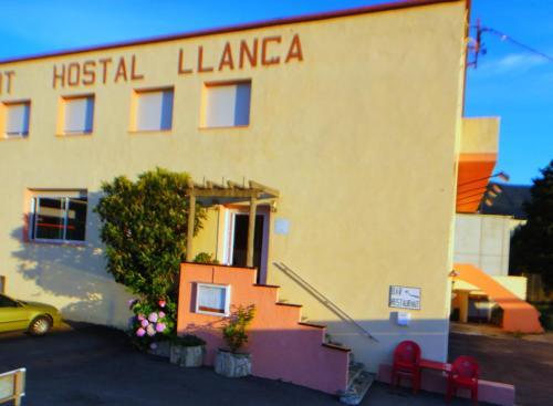 Hostal Pensi� Restaurant Llan�a