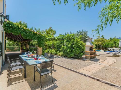 Villa Cuxach D�en Joan