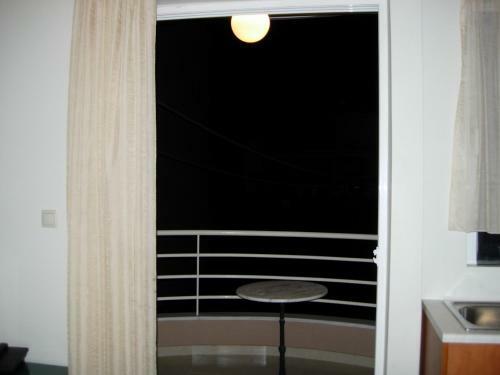 Hostal Alexander Rooms