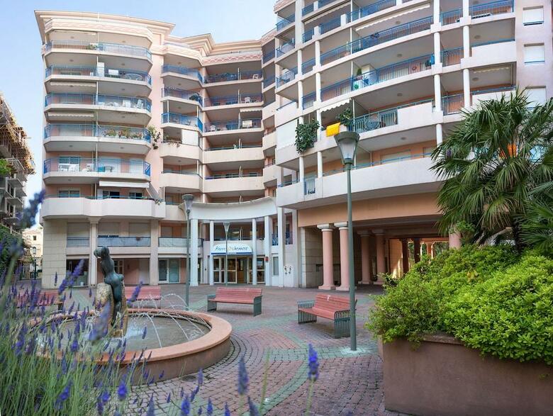 Hotel R�sidence Pierre & Vacances Les Rivages Du Parc