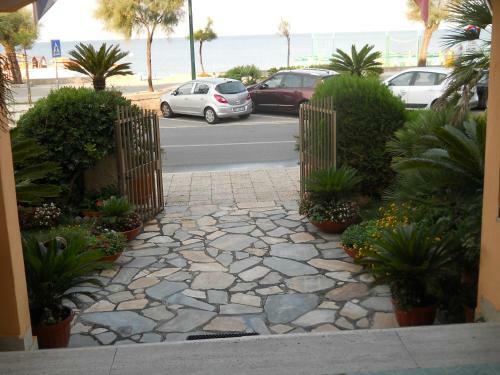 Hotel Harmony