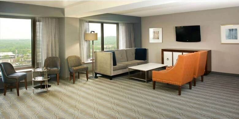 Hotel Doubletree By Hilton Bloomington Minneapolis South
