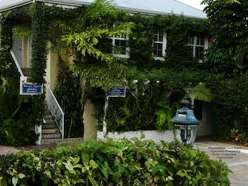 The Caribbean Court Boutique Hotel
