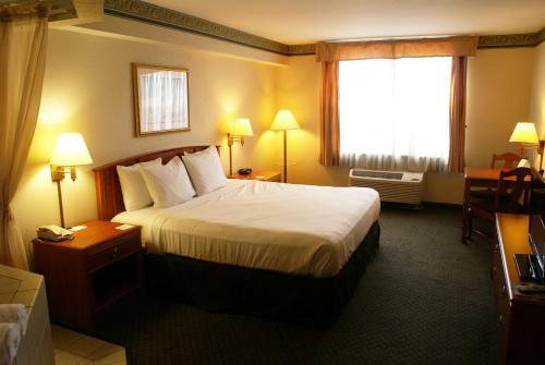 Hotel Country Inn & Suites Lansing