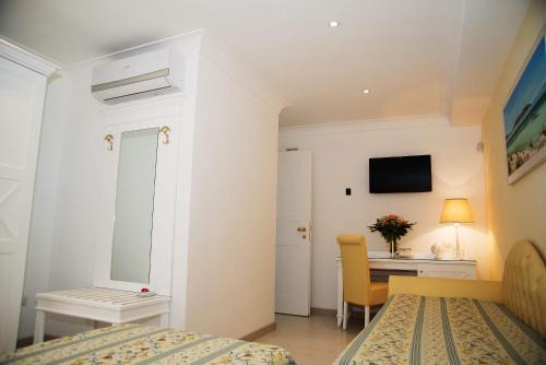 Falli Exclusive Rooms And Breakfast