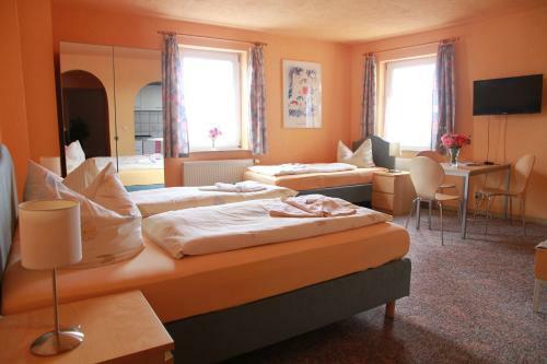 Hostal Hotel-pension Gr�ne Linde
