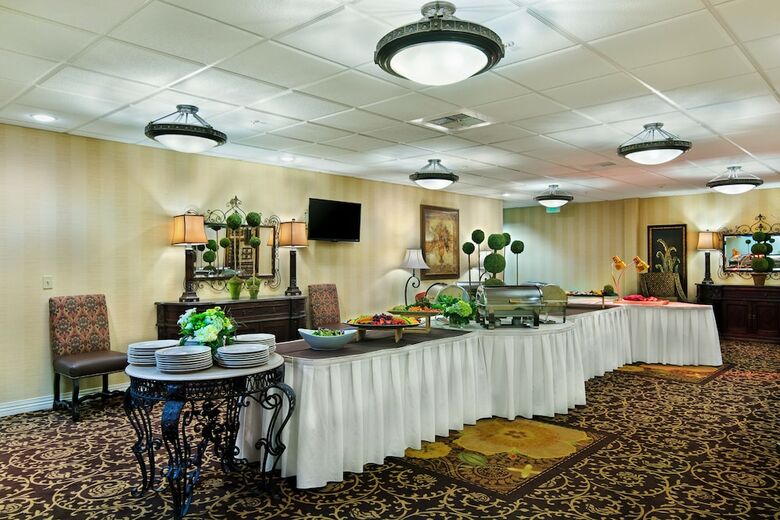 Hotel Oxford Suites Boise