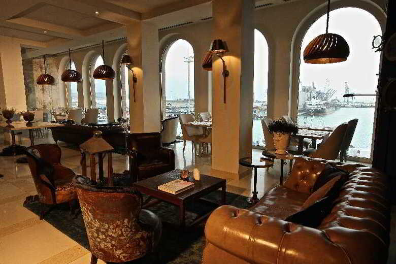 Seeport Hotel