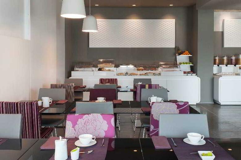 8piuhotel