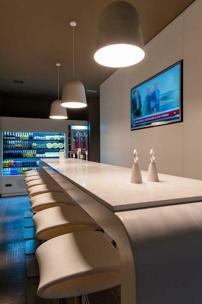 8piuhotel