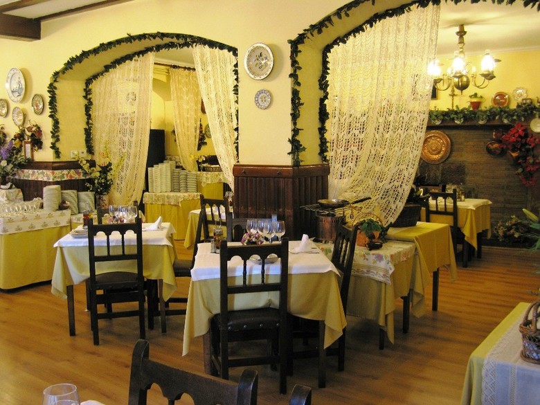 Hotel Adser�