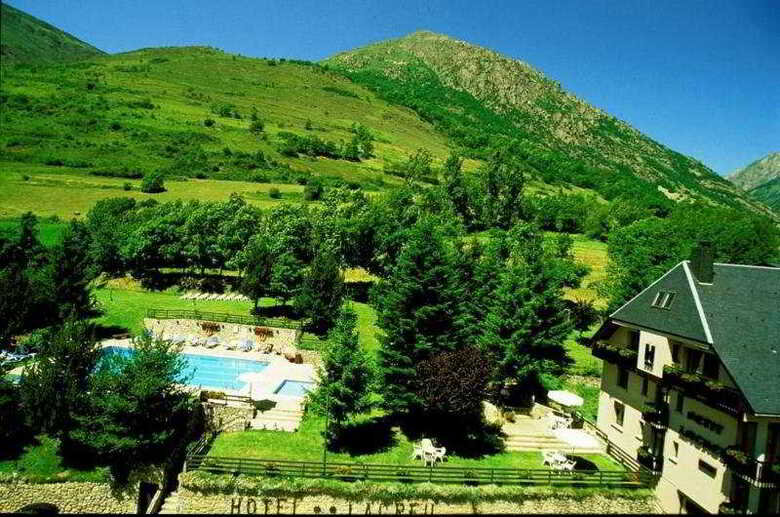 Hotel Petit Lacreu