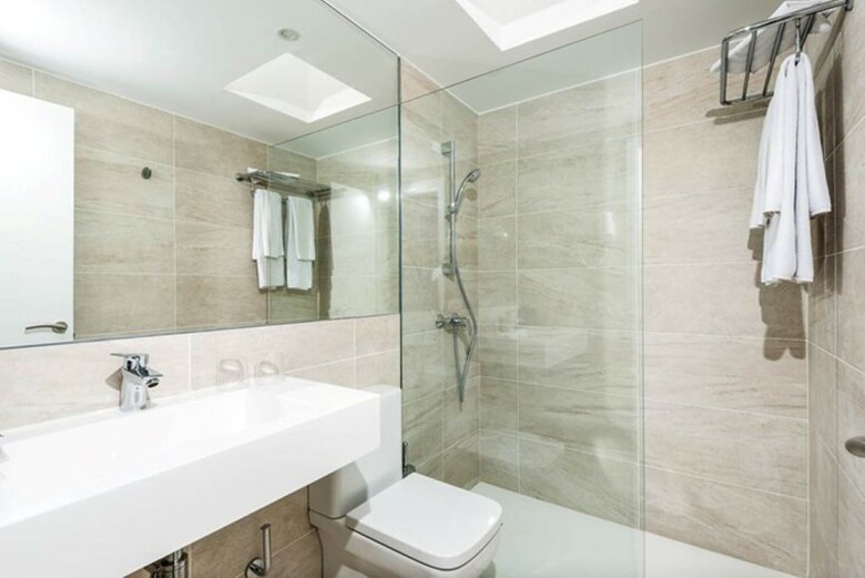 Menorcamar Apartamentos - S�lo Adultos