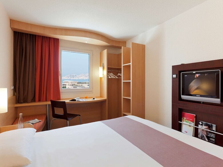 Hotel Ibis Marseille Bonneveine Calanques Plage