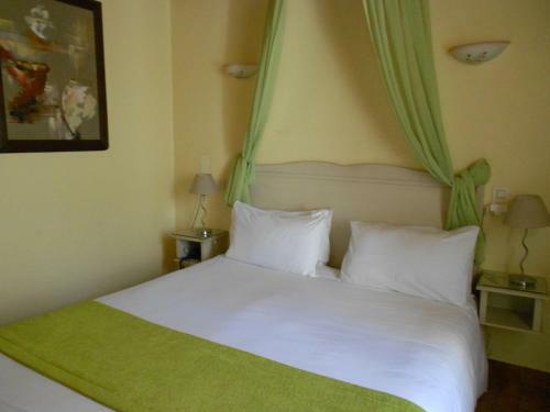 Hotel Le M�di�val