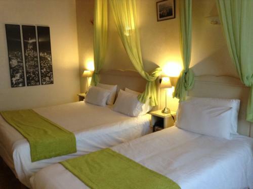 Hotel Le M�di�val