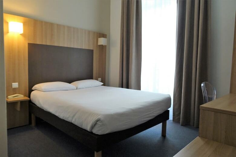 Hotel H�tel Saint-patrick