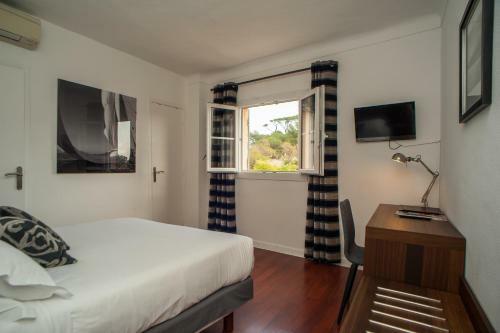Hotel B Lodge