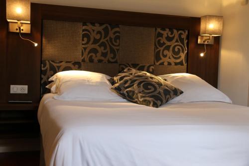 Hotel B Lodge