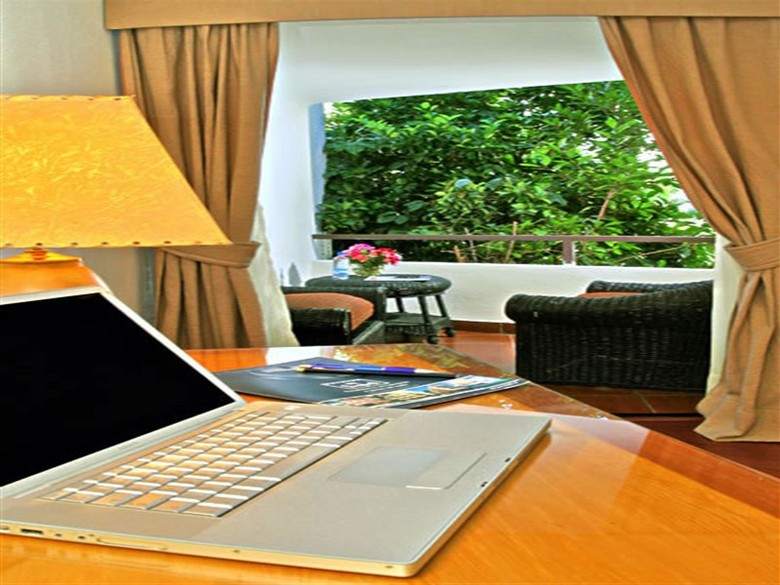 Tulip Inn Presidente Hotel Santiago