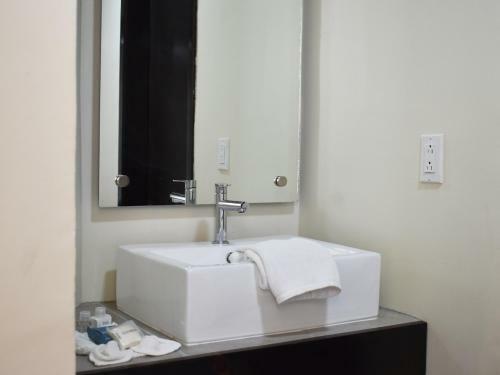 Hotel Corona Plaza