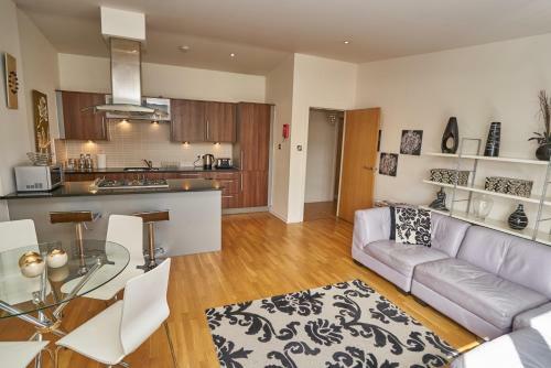 Edinburgh Pearl Apartments - Lochrin Place
