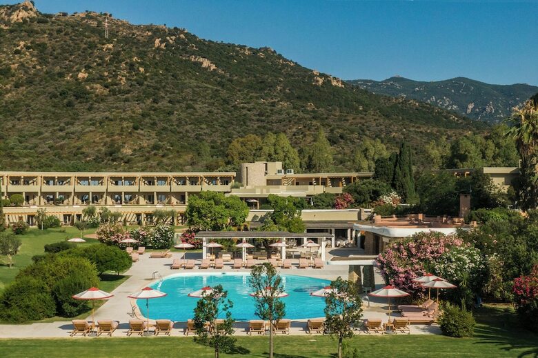Hotel Is Molas Resort