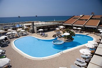 Hotel Trevi Village