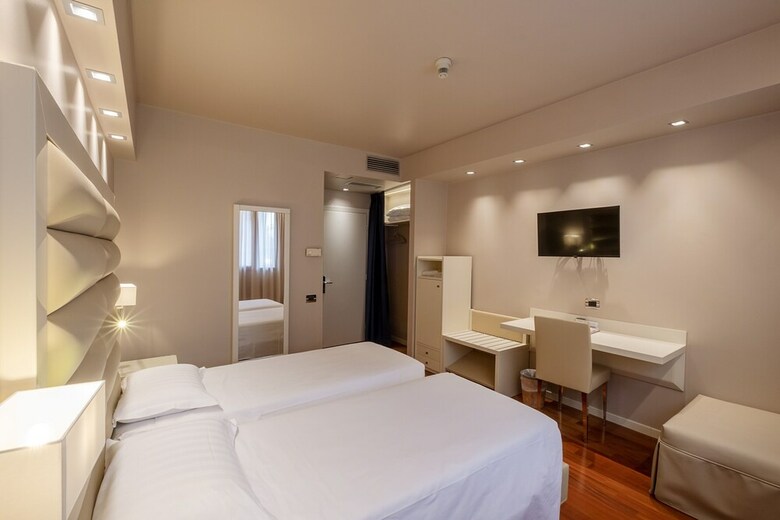 Hotel Touring
