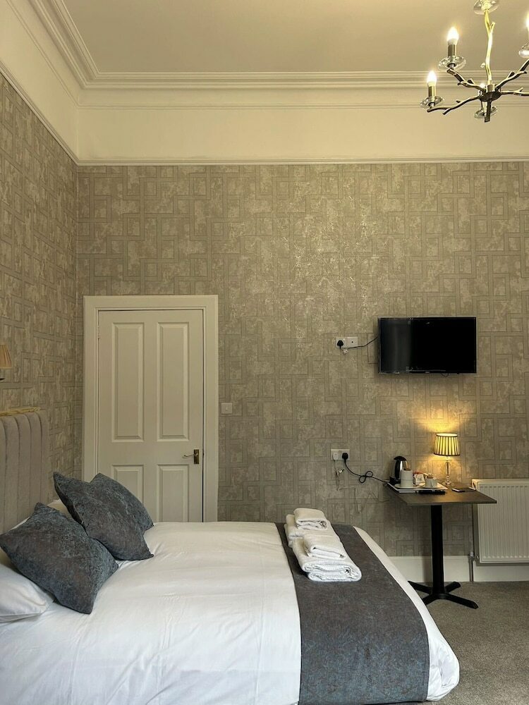 Hostal Alexander Guest House