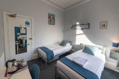 Hostal Edinburgh Caledonian Guesthouse
