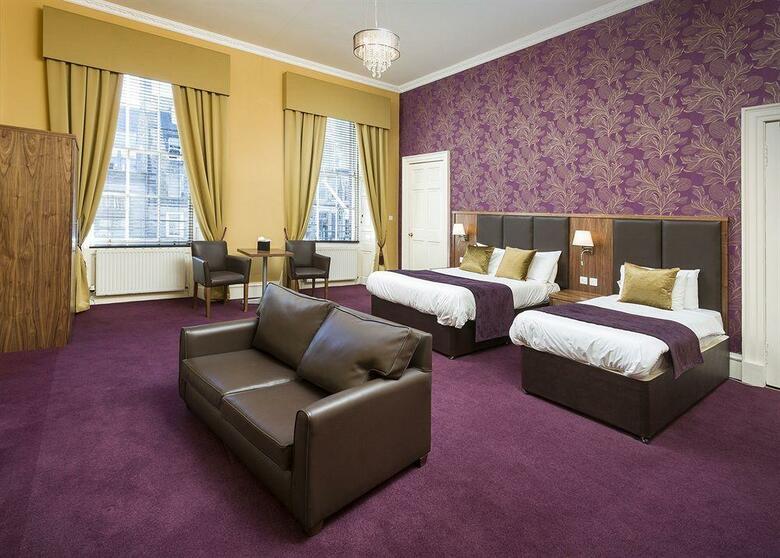 Ballantrae Hotel