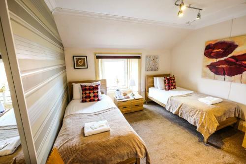 Hostal Balmore Guest House